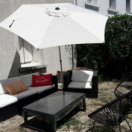 Marche 2 Avec Jardin رويا